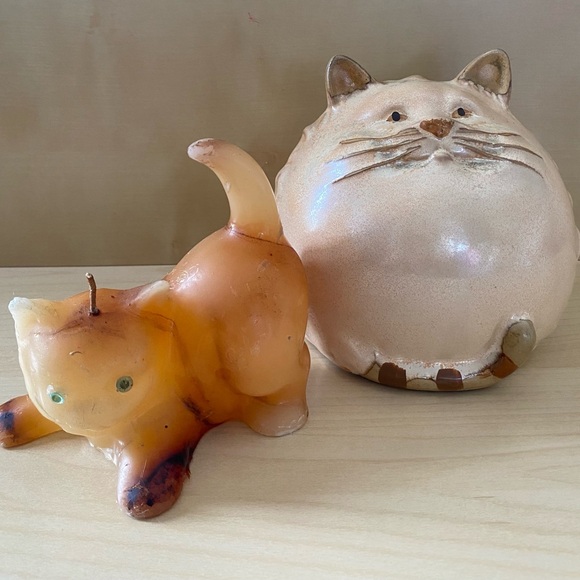 CERAMIC CAT AND CAT SHAPED CANDLE - Picture 9 of 16